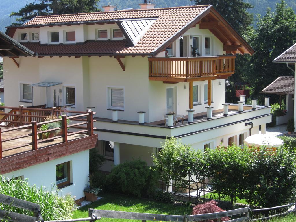 Ferienwohnung Bergpanorama Fulpmes Zimmer foto